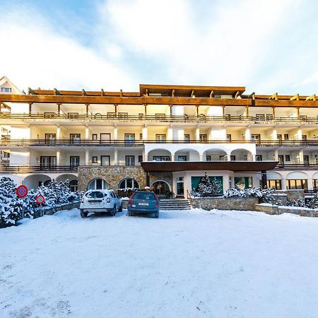 Hotel Derby Davos Exterior photo